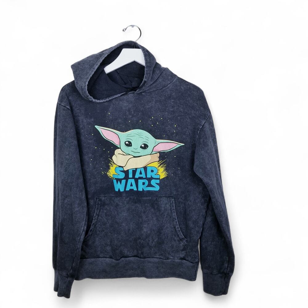 Star Wars Baby Yoda Men's & Big Men's Mineral Washed Graphic Hoodie - Small